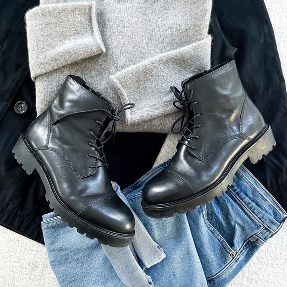 Vagabond Shoes - Vagabond leather combat boots.